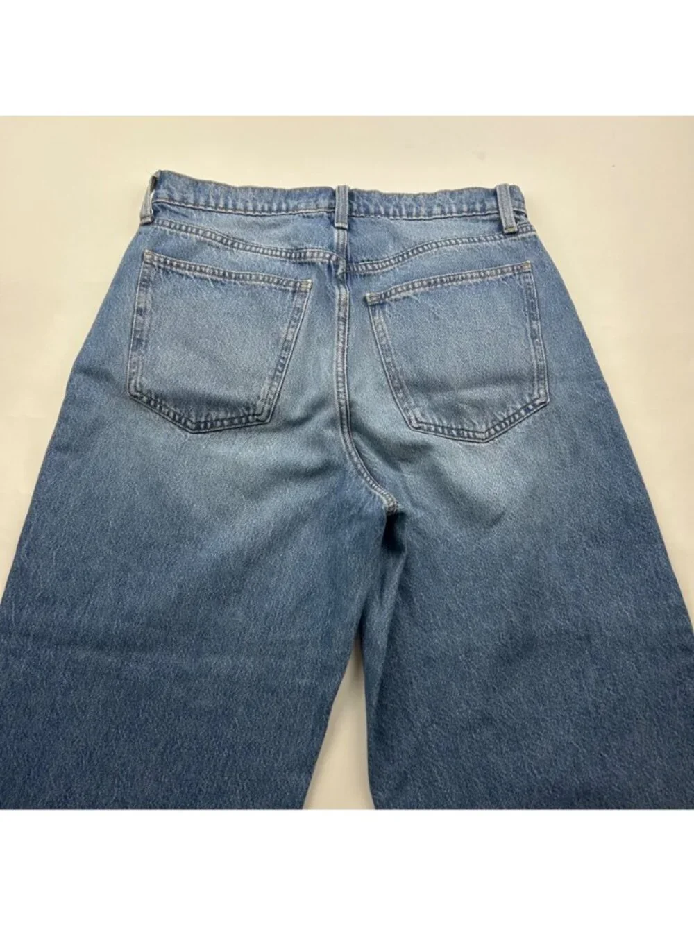 Universal Thread Blue Denim High Rise Easy Barrel Leg Jeans 8